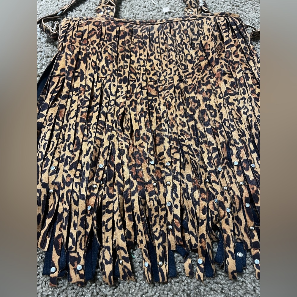 Steve Madden Leopard Print Fringe Shoulder Bag - Picture 3 of 14